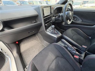 صورة 31 لـ 2025 Toyota GR YARIS