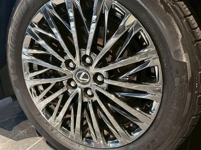 صورة 7 لـ 2024 Lexus LM