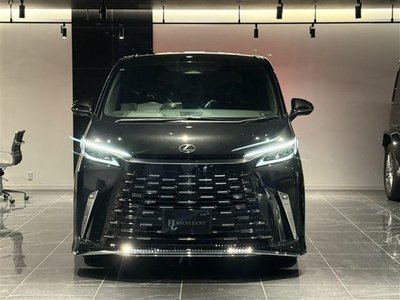 صورة 27 لـ 2024 Lexus LM