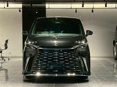 صورة 10 لـ 2024 Lexus LM