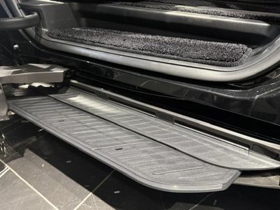 صورة 24 لـ 2024 Lexus LM