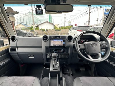 2025 Toyota LAND CRUISER 70 thumbnail 39