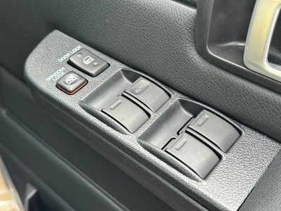 2025 Toyota LAND CRUISER 70 thumbnail 45