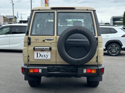 2025 Toyota LAND CRUISER 70 photo 6