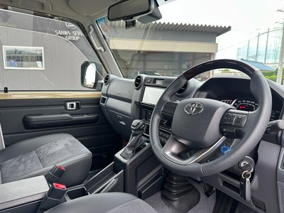2025 Toyota LAND CRUISER 70 thumbnail 77