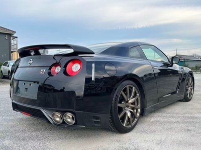 صورة 7 لـ 2013 Nissan GT-R