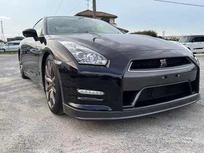 صورة 8 لـ 2013 Nissan GT-R
