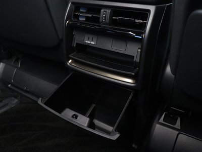 صورة 69 لـ 2024 Toyota ALPHARD