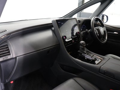 صورة 67 لـ 2024 Toyota ALPHARD