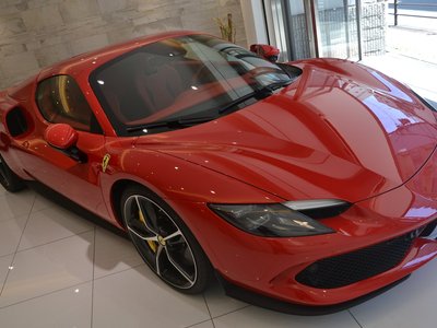 صورة 2 لـ 2026 Ferrari 296 GTS