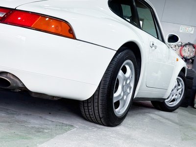 صورة مصغرة 44 لـ 1995 Porsche 911