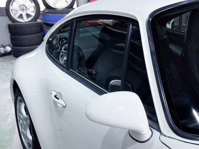 صورة مصغرة 30 لـ 1995 Porsche 911