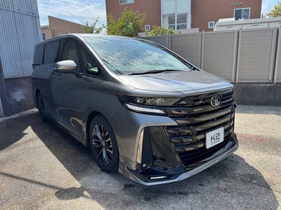 2025 Toyota VELLFIRE — фото 3
