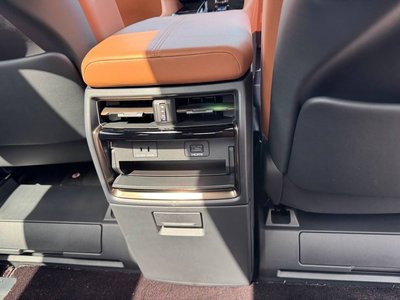 2025 Toyota VELLFIRE — фото 23