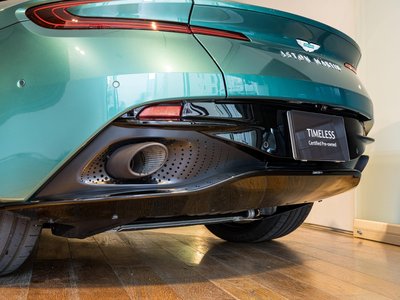 2024 Aston Martin DB12 — миниатюра 13
