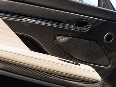 2024 Aston Martin DB12 — миниатюра 22