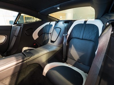 2024 Aston Martin DB12 — миниатюра 31