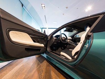 2024 Aston Martin DB12 — миниатюра 15