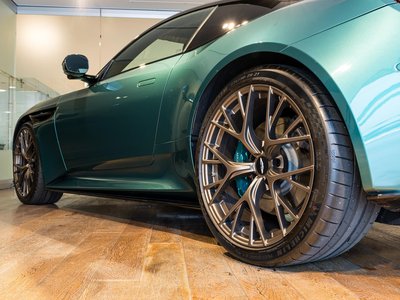 2024 Aston Martin DB12 — миниатюра 12