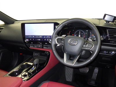 2023 Lexus NX thumbnail 7