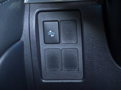 2016 Toyota LAND CRUISER 200 照片 30