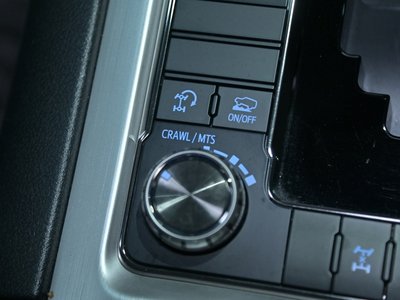 2016 Toyota LAND CRUISER 200 照片 36