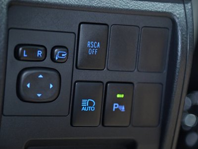 2016 Toyota LAND CRUISER 200 照片 31