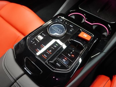 صورة مصغرة 39 لـ 2025 BMW M5