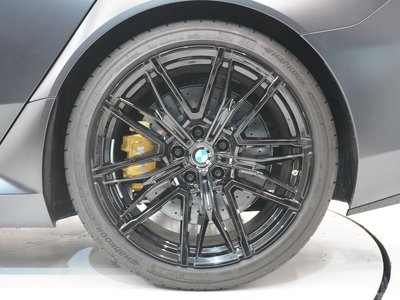 صورة مصغرة 10 لـ 2025 BMW M5