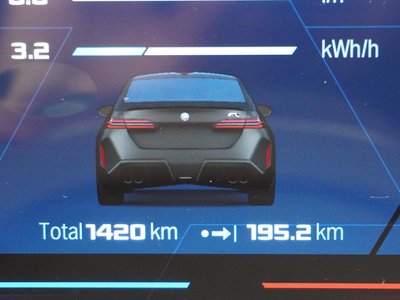 صورة مصغرة 29 لـ 2025 BMW M5