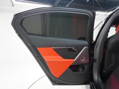 صورة مصغرة 57 لـ 2025 BMW M5