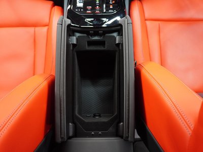صورة مصغرة 49 لـ 2025 BMW M5