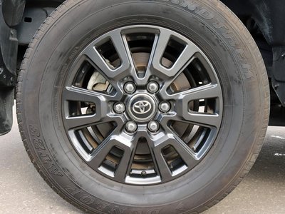 صورة مصغرة 37 لـ 2024 Toyota LAND CRUISER 250