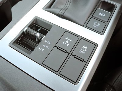 صورة مصغرة 52 لـ 2024 Toyota LAND CRUISER 250