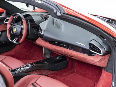 2025 Ferrari 296 GTS — фото 11