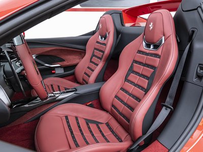 2025 Ferrari 296 GTS — фото 2