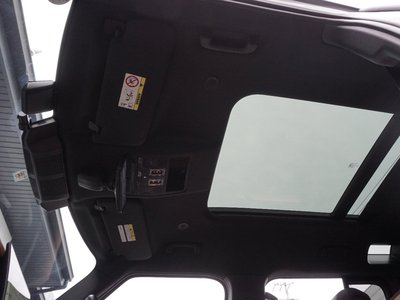 2022 LAND Rover DEFENDER thumbnail 45