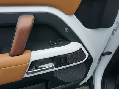 2022 LAND Rover DEFENDER thumbnail 65
