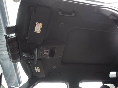 2022 LAND Rover DEFENDER thumbnail 46