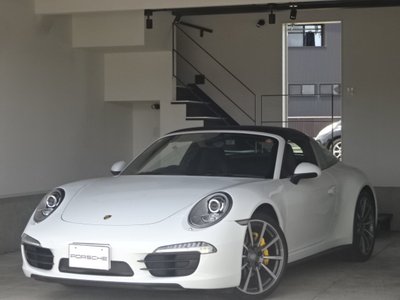 صورة مصغرة 2 لـ 2015 Porsche 911