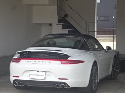 صورة مصغرة 9 لـ 2015 Porsche 911