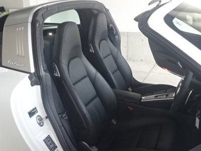 صورة مصغرة 19 لـ 2015 Porsche 911