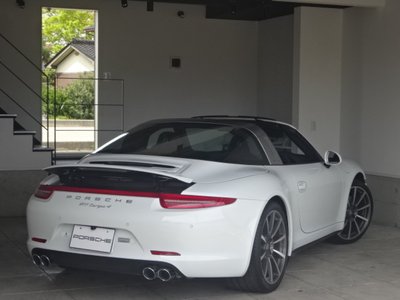 صورة مصغرة 11 لـ 2015 Porsche 911
