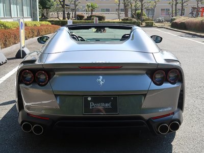2020 Ferrari 812 GTS 照片 12
