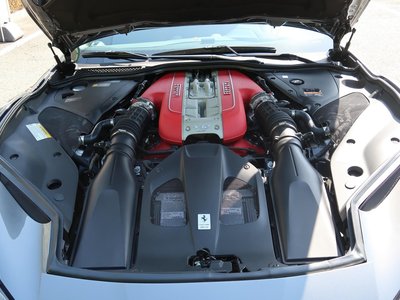 2020 Ferrari 812 GTS 照片 14
