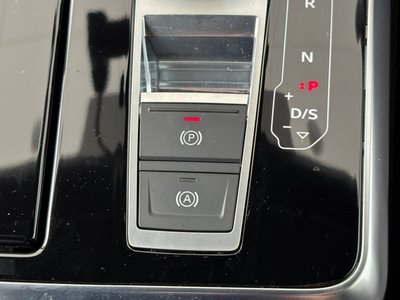 2024 AUDI Q8 thumbnail 34