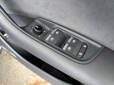 2024 AUDI Q8 thumbnail 46