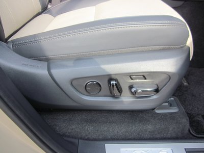 2025 Lexus GX — миниатюра 40
