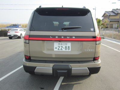 2025 Lexus GX — миниатюра 37