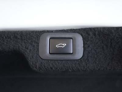 2018 Lexus LS — миниатюра 27
